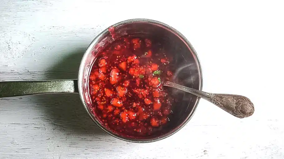 coulis-fraises-maison-cheesecake-sans-cuisson Coulis de fraises maison en cuisson pour cheesecake sans cuisson